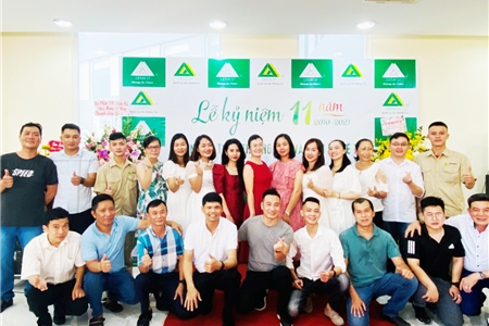 Lễ kỷ niệm 11 năm thành lập Công ty TNHH TM và DV Lê Xi